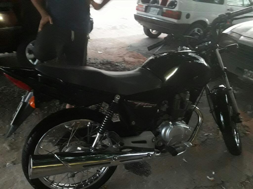 Vendo Cg Titan 2013