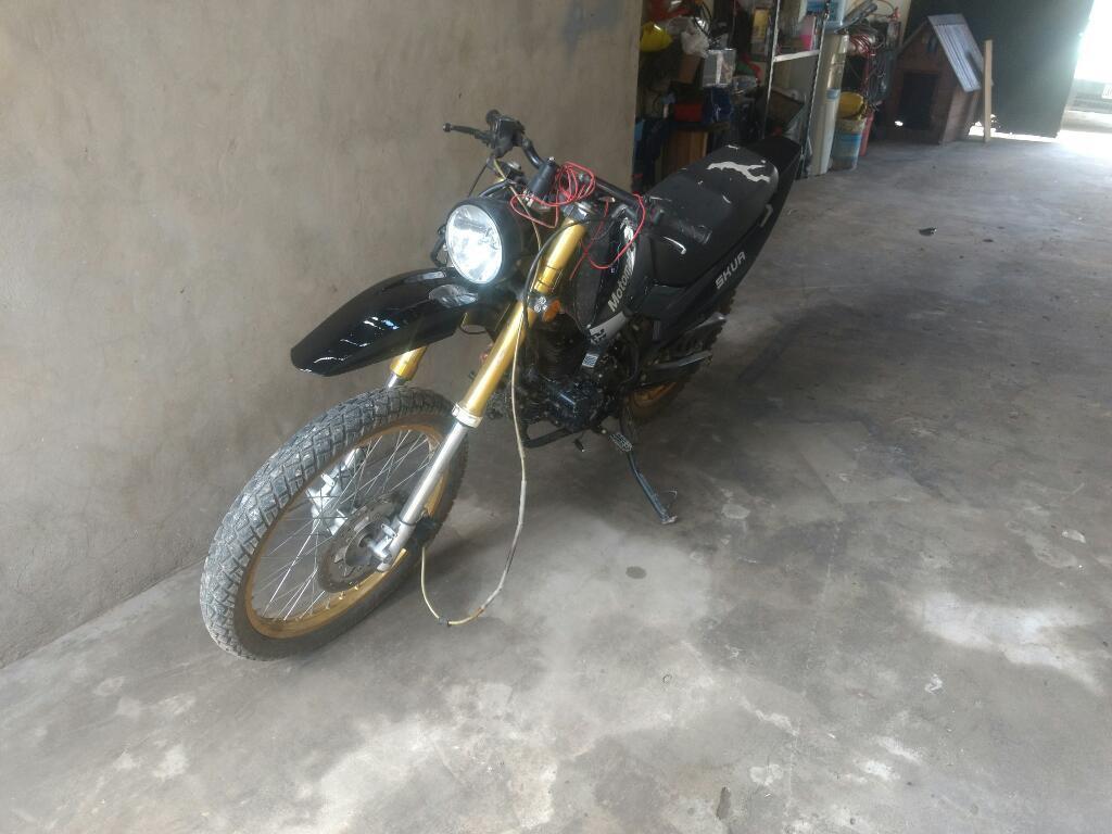 Motomel Skua 250