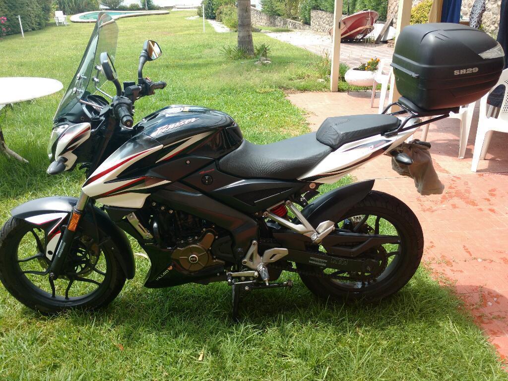 Bajaj Rouser Ns 200