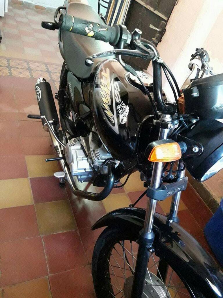 Vendo Titan Resivo 110 Y Efvo