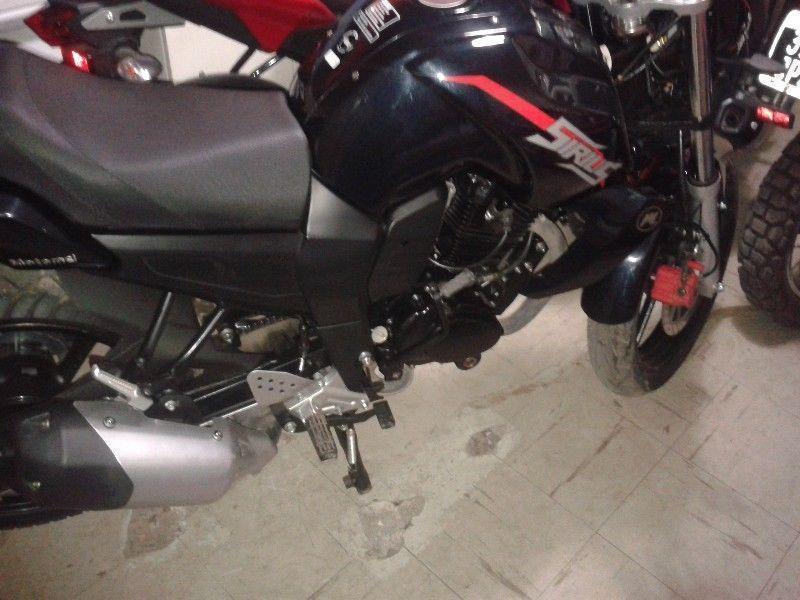 Motomel Sirius 200c.c nueva mod.2016 con solo 1500km. UNICA