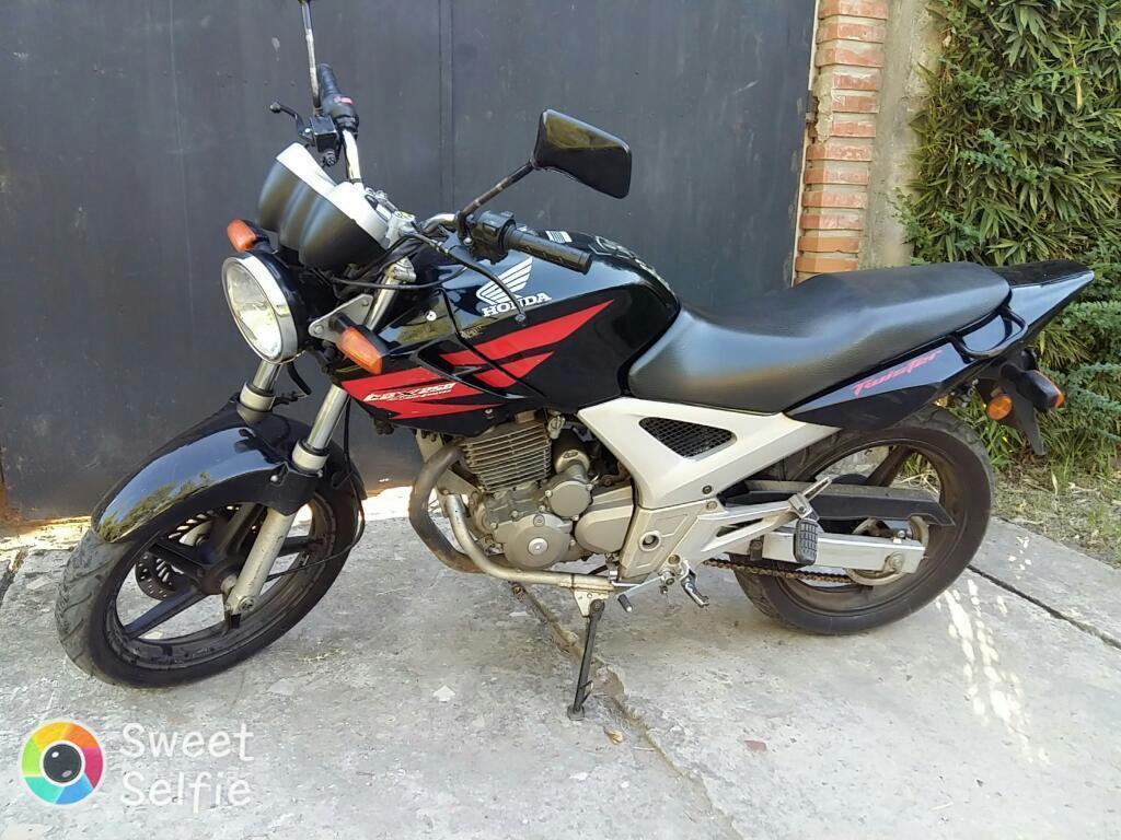 Vendo Twister 2013 O Permuto por Tornado