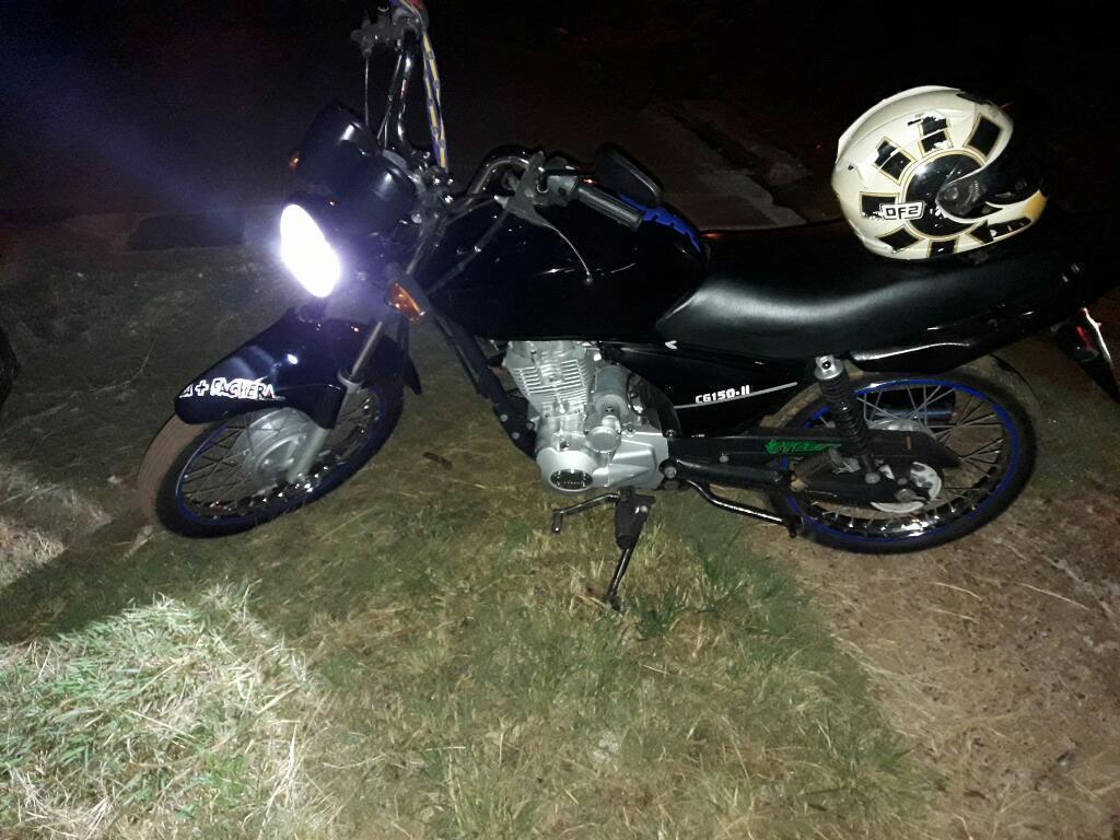 Permuto Motomel I Samsung J7 Nuevo