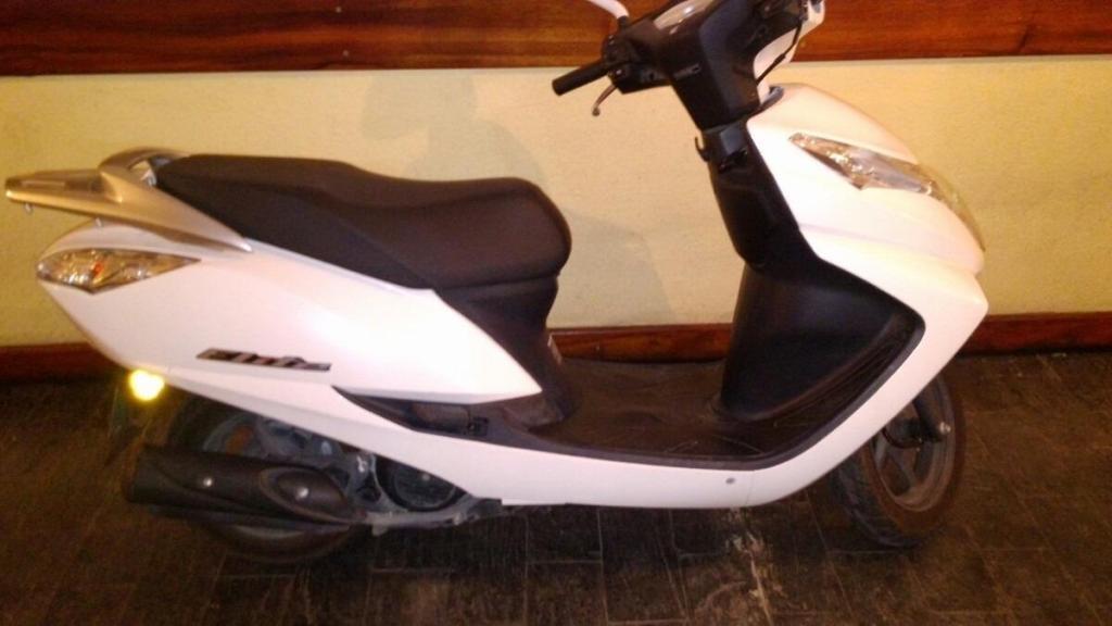 Honda Elite 125 2014 Inmaculada alarma Tomo moto