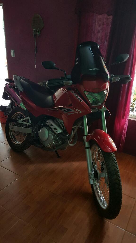 Vendo Honda Falcon Impecable2015 3milkm