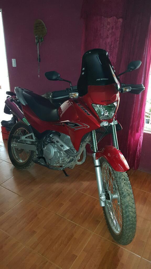 Vendo Honda Falcon Impecable2015 3milkm