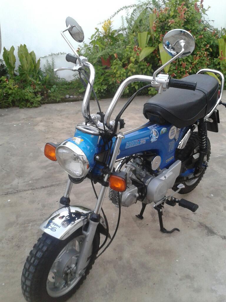 Vendo Honda Dax Original Japonesa 1999