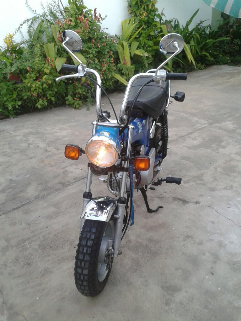 Vendo Honda Dax Original Japonesa 1999