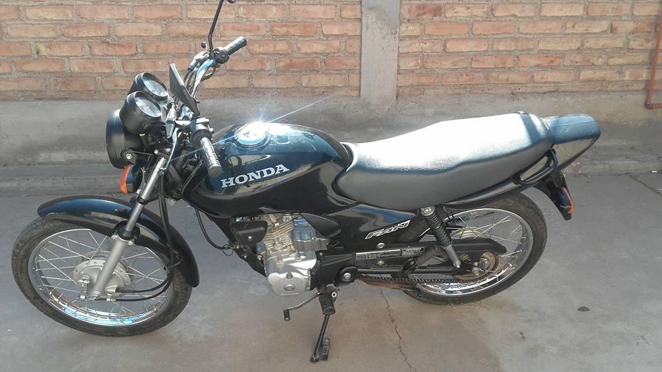 VENDO MOTO HONDA CG FAN 125 cc