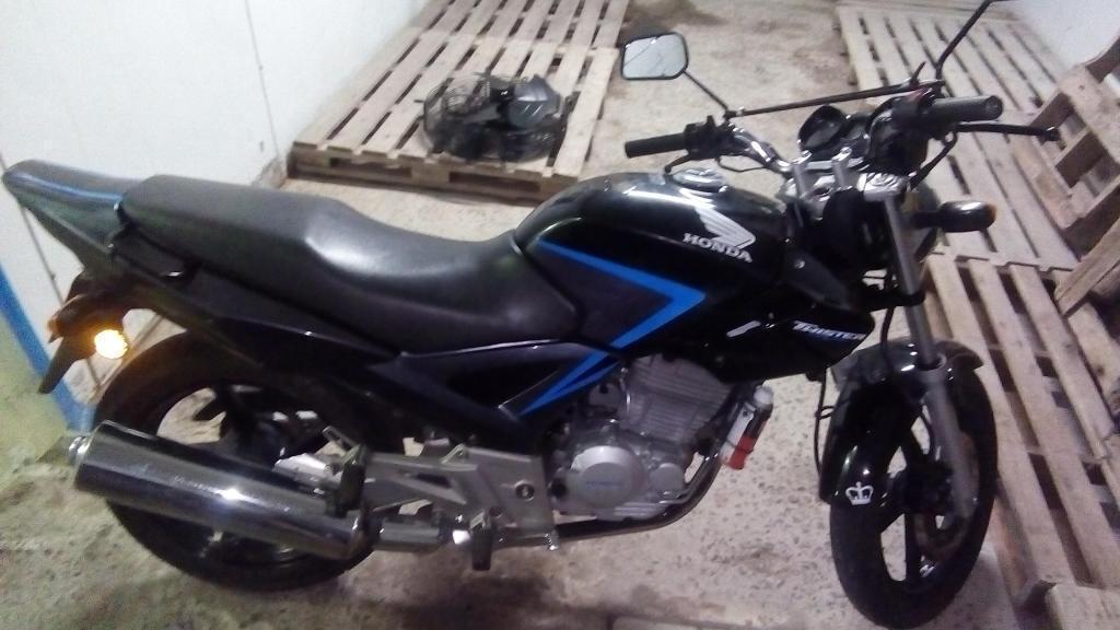 Vendo/permuto por Cg Ybr