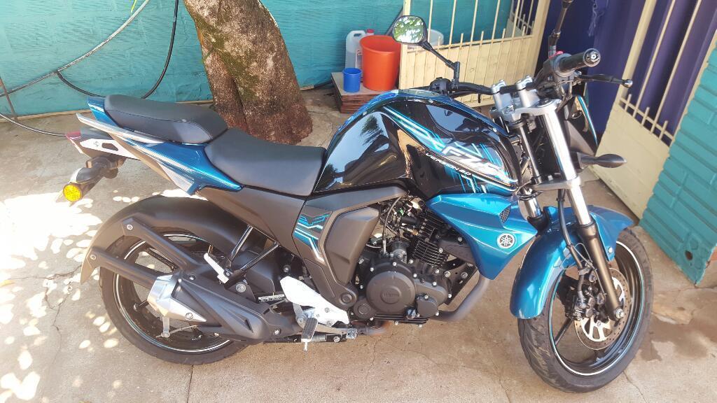 Vendo Yamaha Fz-s F1