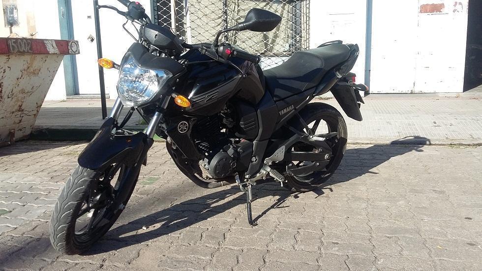 FZ 16 ACEPTO PERMUTO