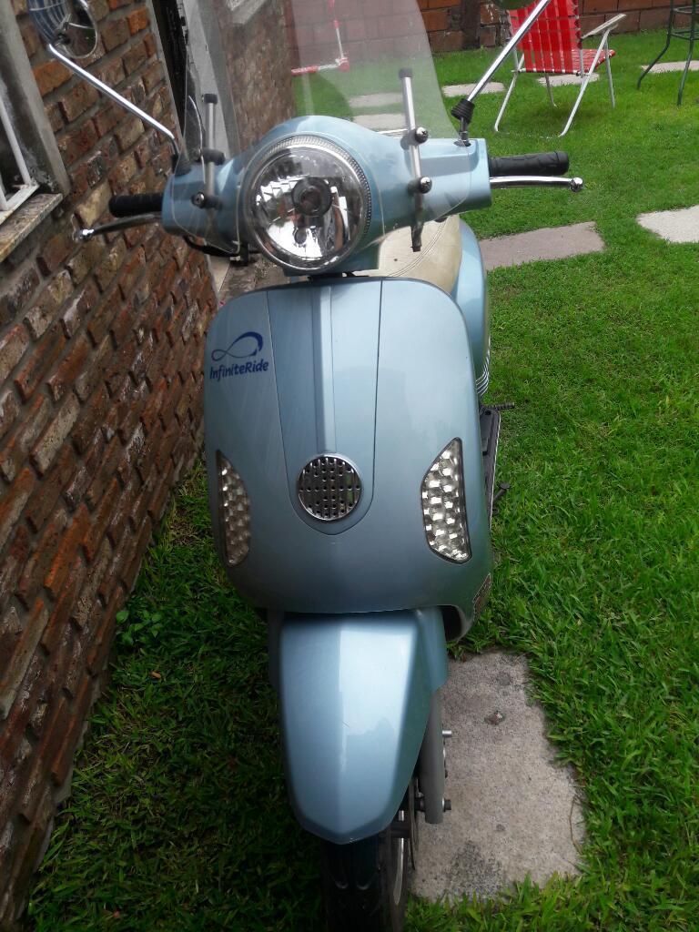 Vendo Scooter Motomel 150