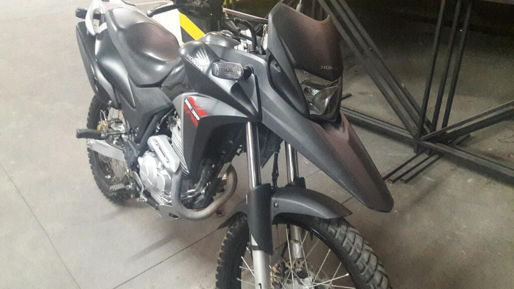 Vendo Hermosa Honda Xre 300 2013