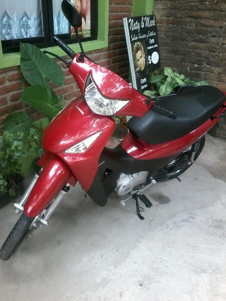 Vendo hoy honda biz 125cc con 6mil km impecable unica dueña!!!