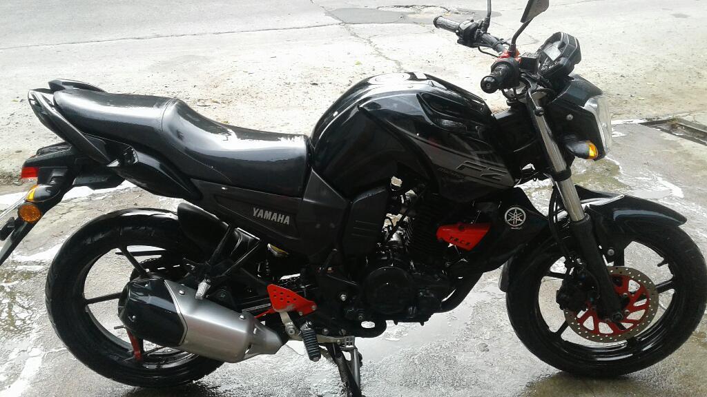 Fz 2014 . Exelente Estado 38.000