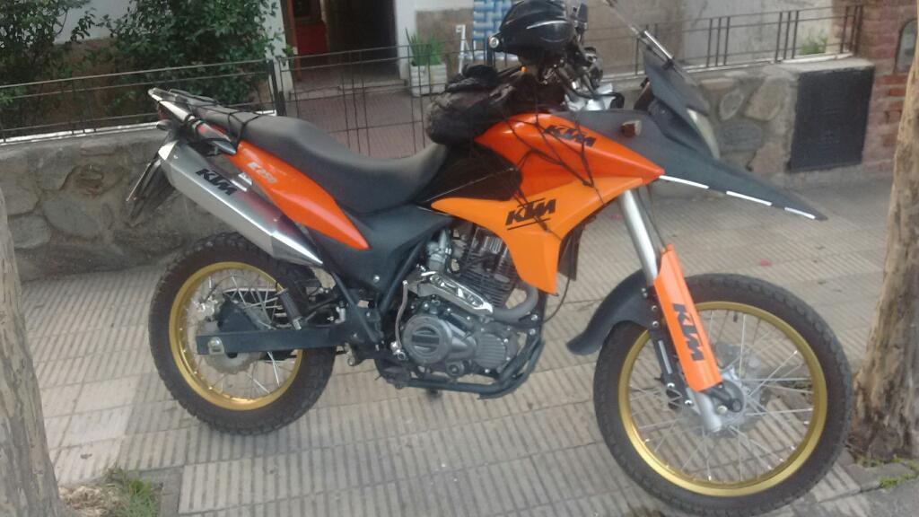 Vendo O Permuto Cerro 250 Km 2100