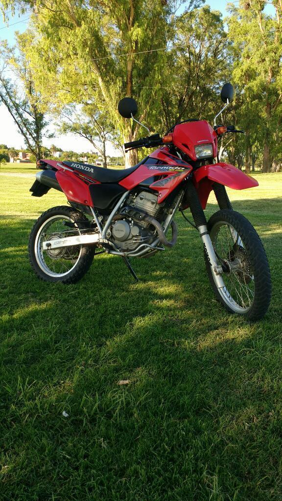 Vendo Honda Tornado