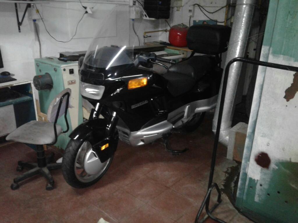 Vendo Honda Pacific Coast