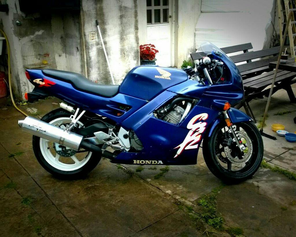 Vendo Honda Cbr 600 F2