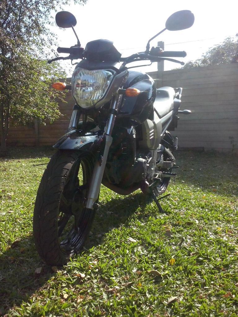 Vendo FZ 16 Impecable