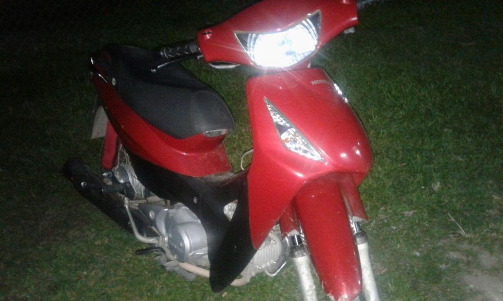 VENDO HONDA BIZ 125 MOD 2014