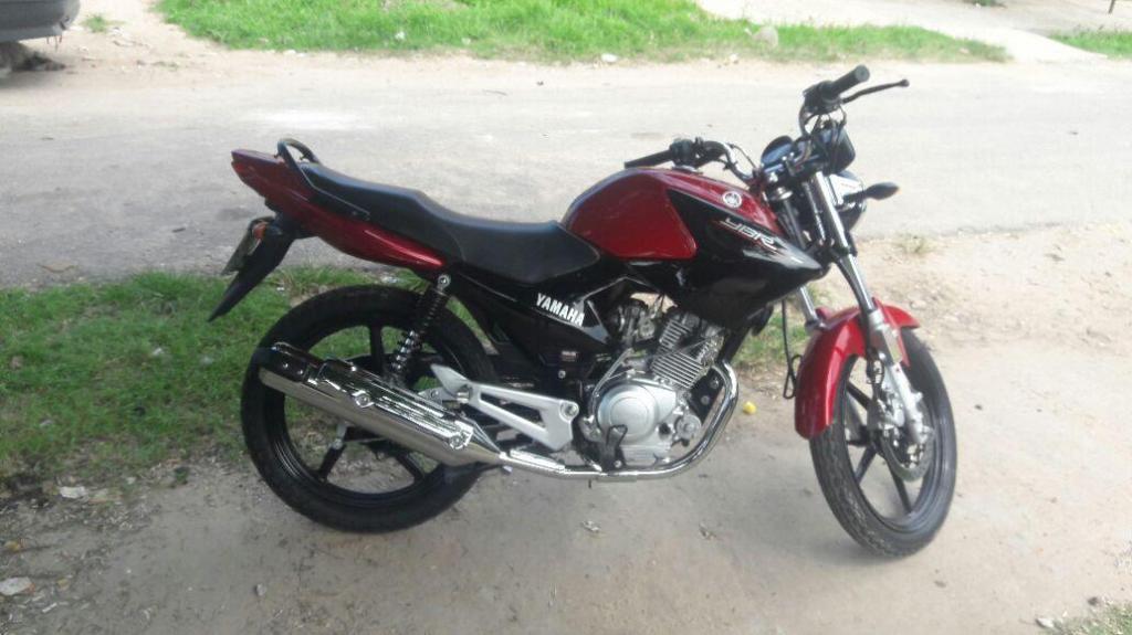 YAMAHA YBR MODELO 2016 FULL,UNICA DE VIDRIERA