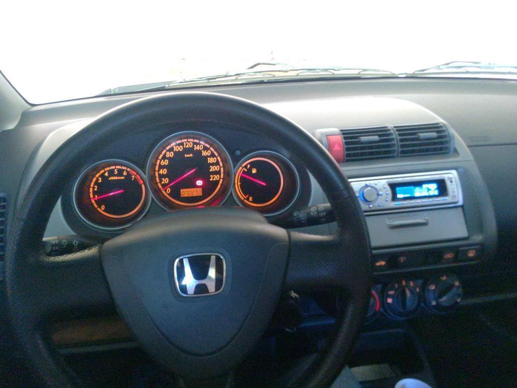 Honda fit 2006 ex full patente anual pagada ruedas nuevas impecable