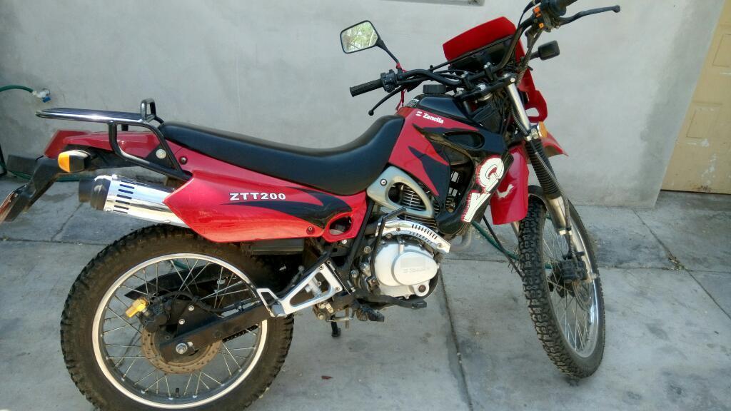 Vendo Moto Zanella 200 Ztt