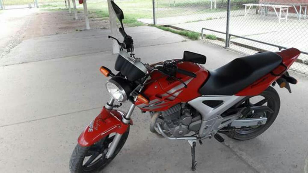 Vendo Honda Twister 250cc