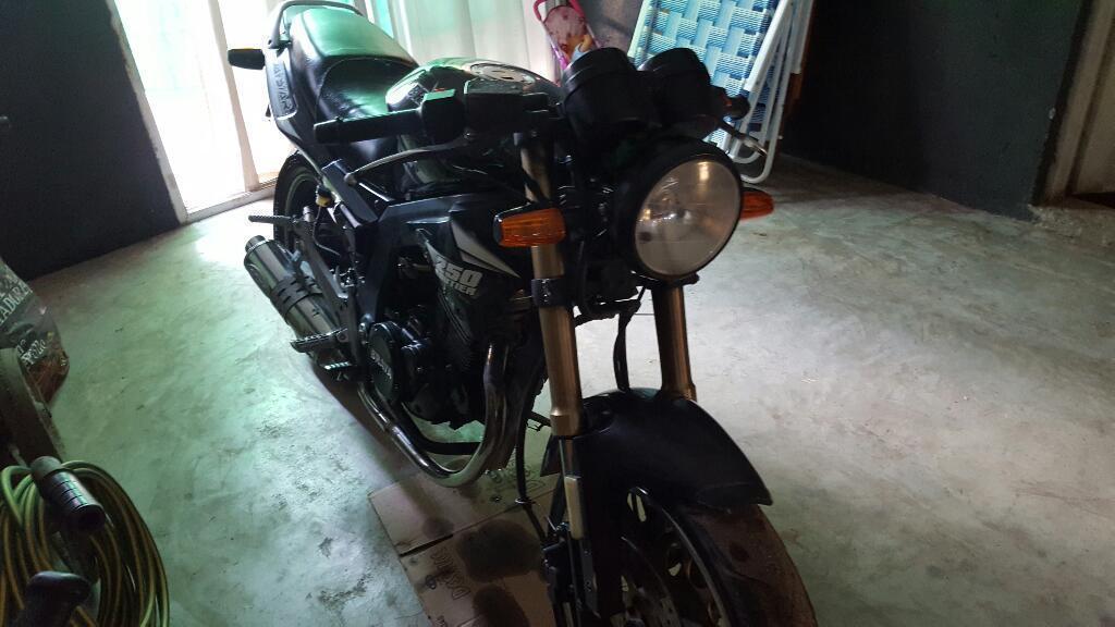 Vendo Linda Moto