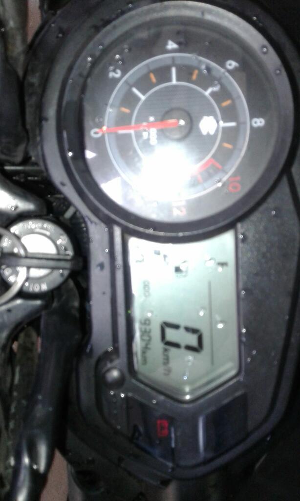 Vendo Impecable Modelo 2015