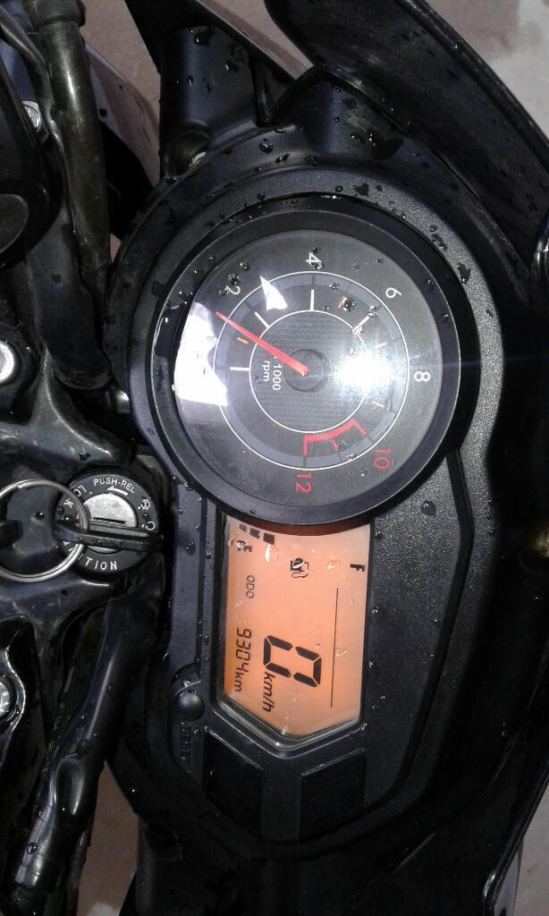 Vendo Impecable Modelo 2015