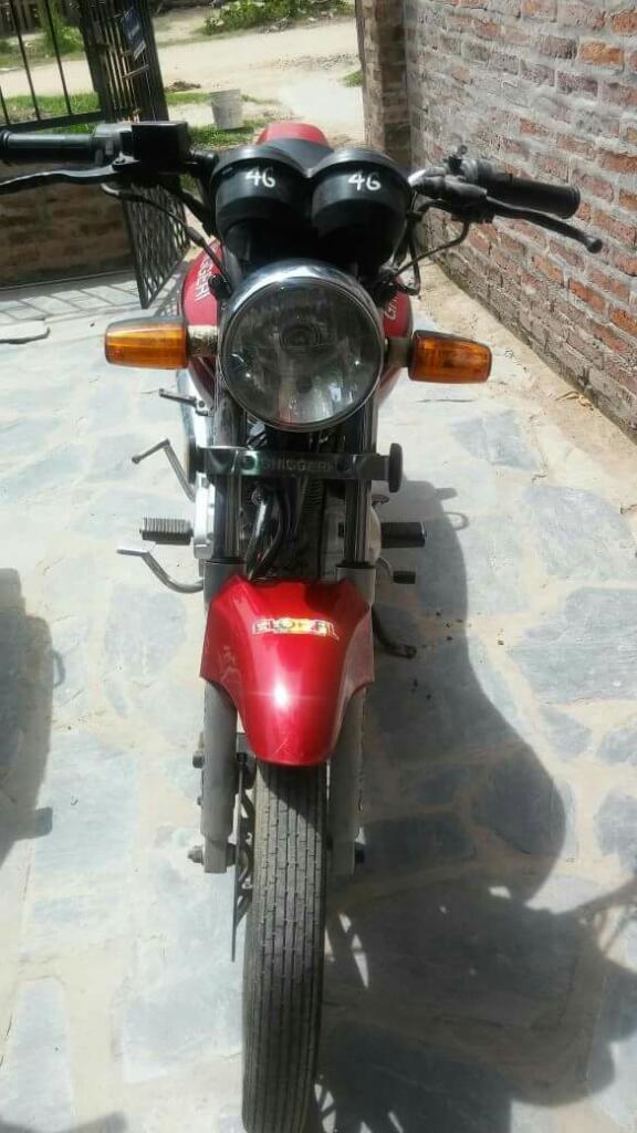 Vendo O Permuto Moto