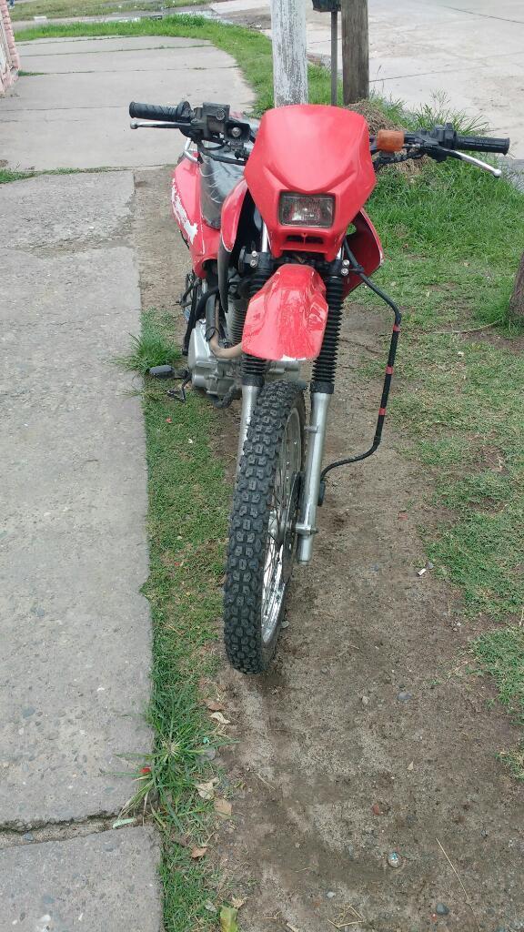 Vendo O Permuto Skua 150