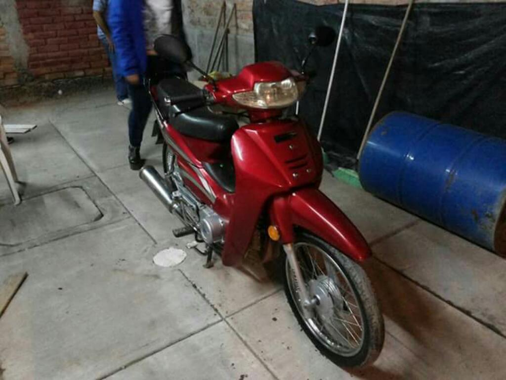 Vendo Motomel Dlx 110, Titular