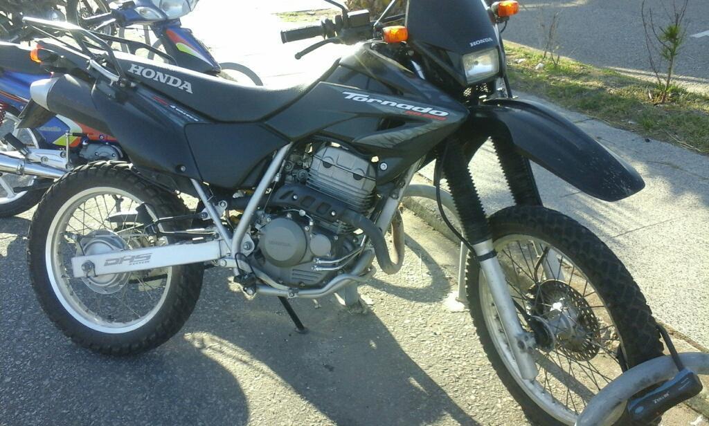 vendo honda tornado