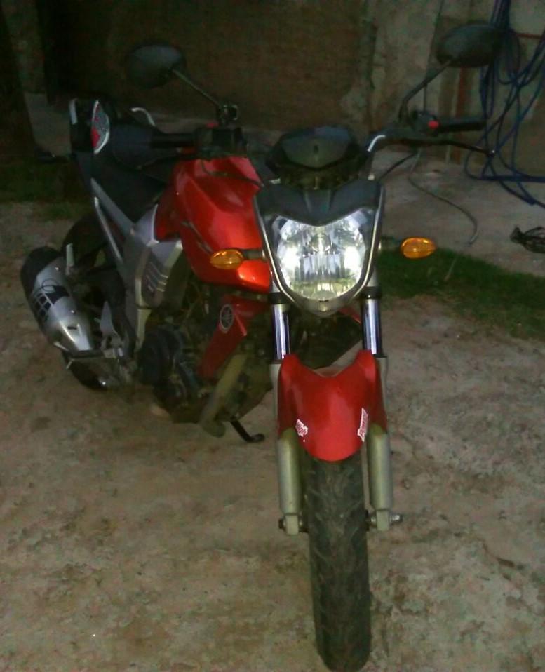 vendo YAMAHA FZ 160 2011