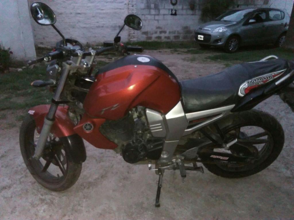 vendo YAMAHA FZ 160 2011