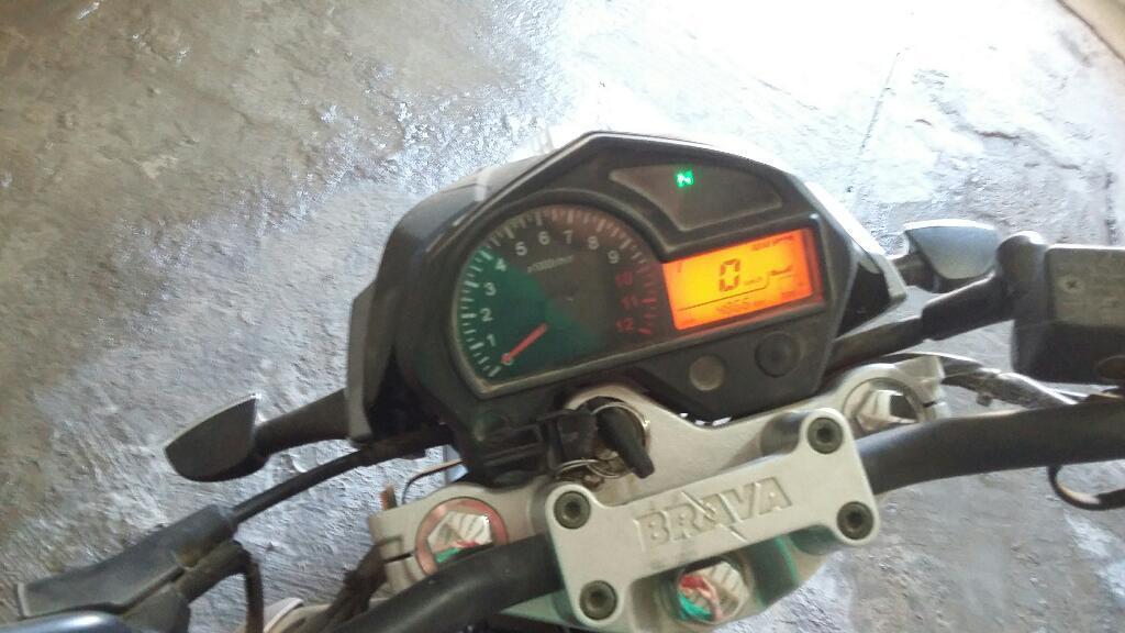Vendo Moto Brava Aqula 200 Impecable