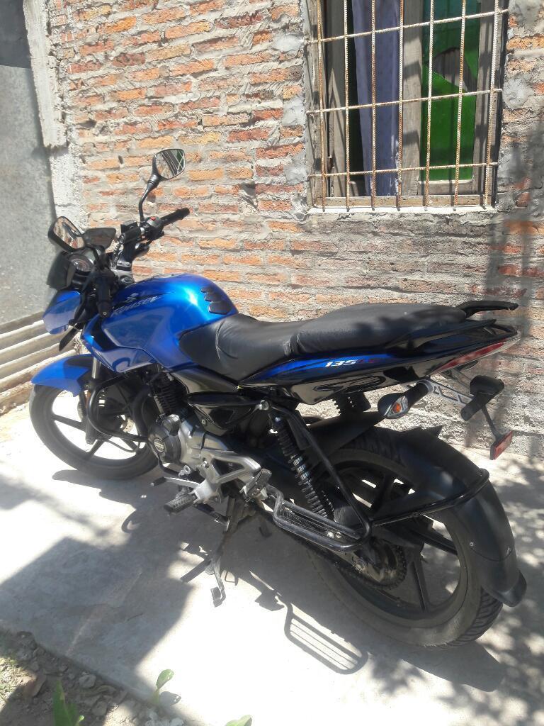 Vendo Bajaj Rouser 135