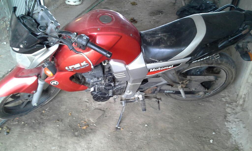 Vendo Hermosa Sirius 200