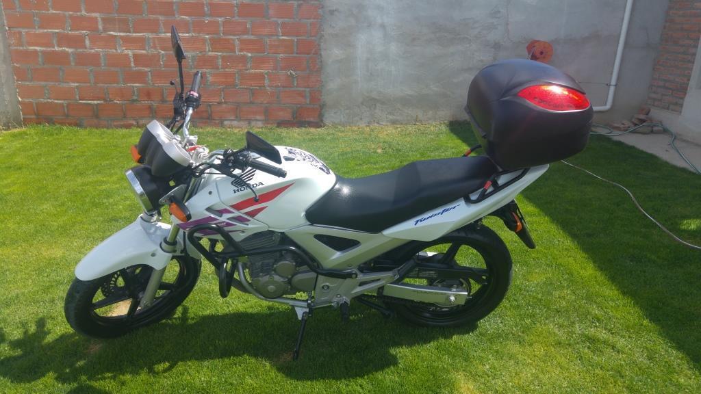 Honda Twister 250 impecable
