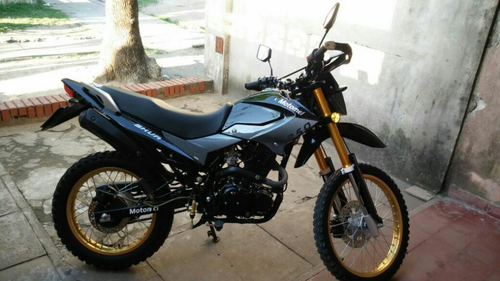 Motomel 250 Skua Cross 2.014