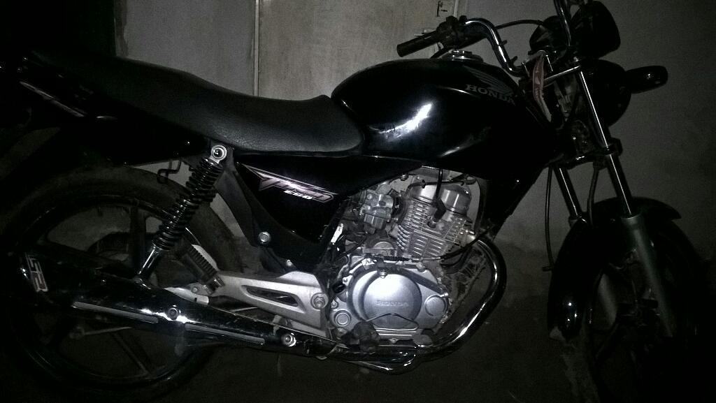 Vendo O Permuto.acepto Honda O Yamaha!!!