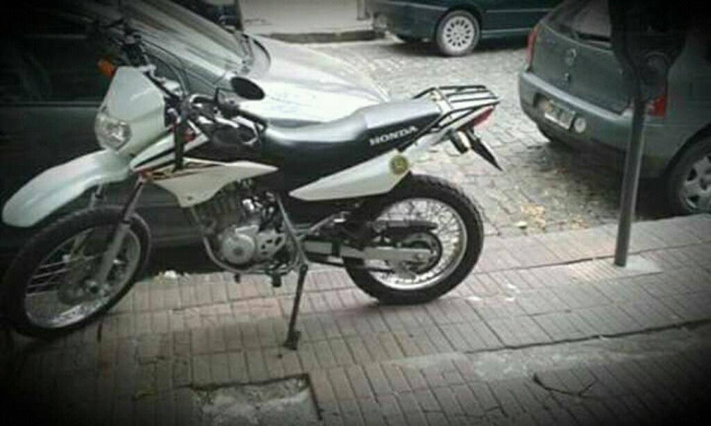 Xr Honda 125 Una Nave El 1 Q Venga con La Plata Seva