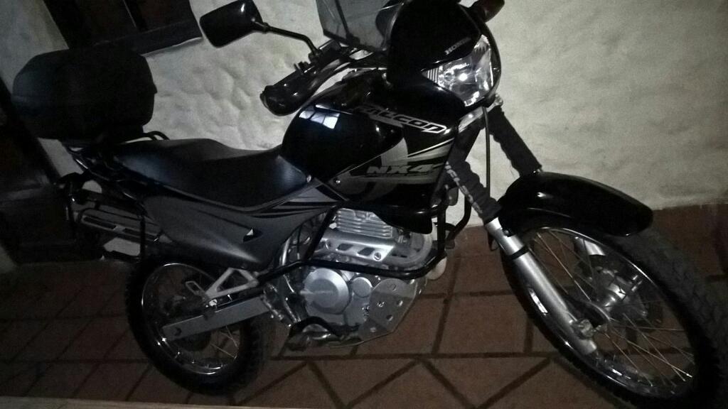 Vendo Falcon 400 Modelo2013/25.000km