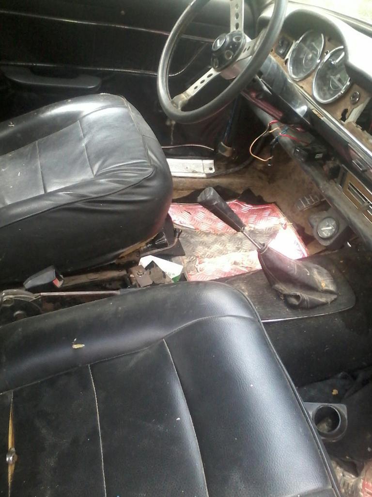 Permuto por Moto .vendo Fiat 1600