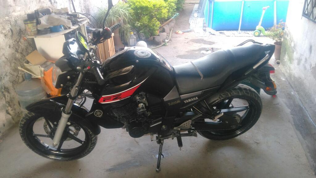Vendo O Permutó Fz Modelo 2012 con 23.600 Kilómetros