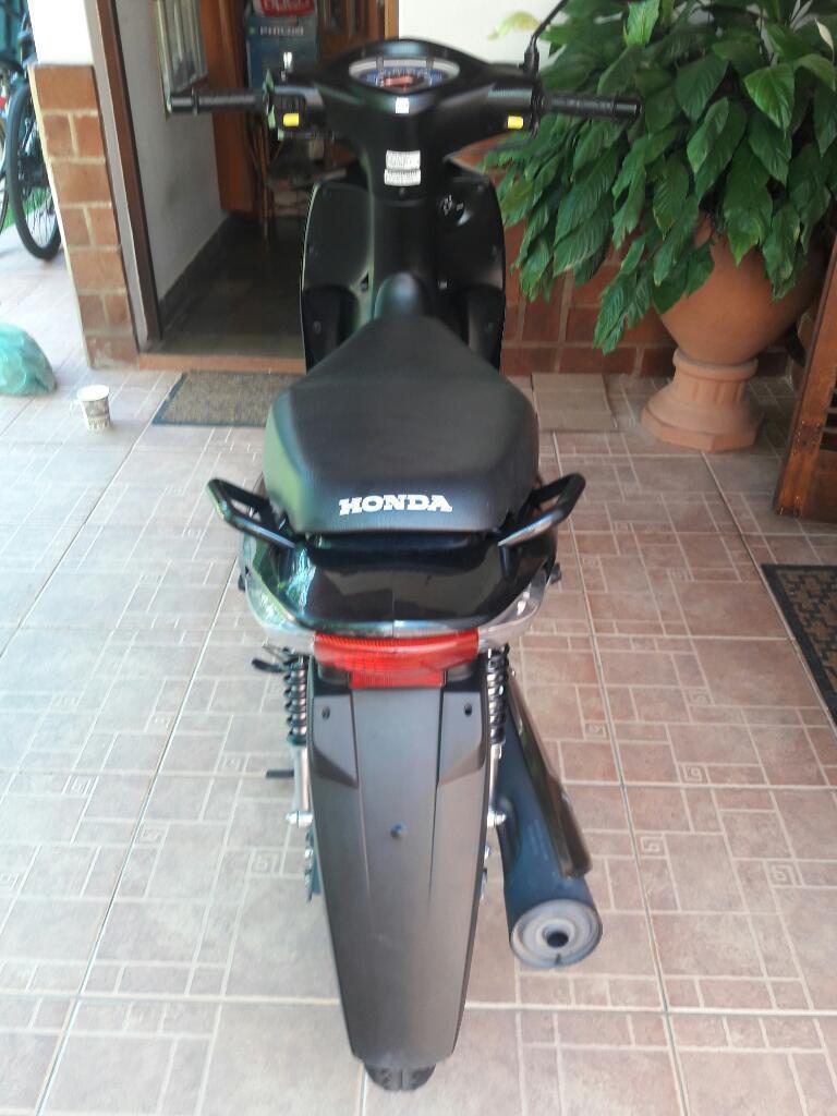 Honda Bizz 125. Impecable